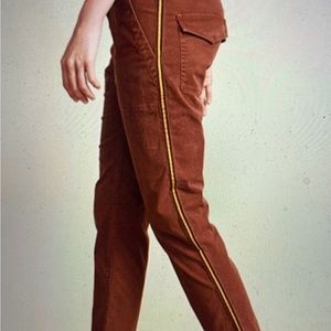 NILI LOTAN Jenna Pants Rust Brown With Stripe Tape - frayed hem